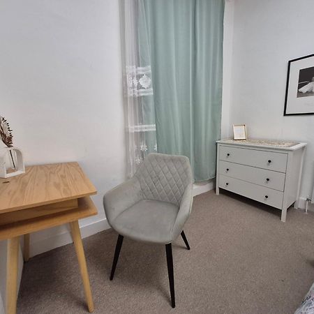 Апартаменты Stylish And Bright Flat In London N8 Turnpike Lane - Piccadilly Line Экстерьер фото
